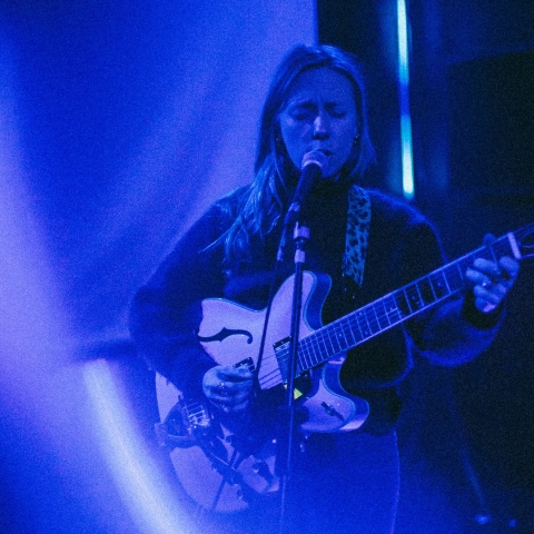 Concert sous les étoiles - Pour Britney - Louise Chennevière - Banquet du livre d'été 2025 © Romain Guede