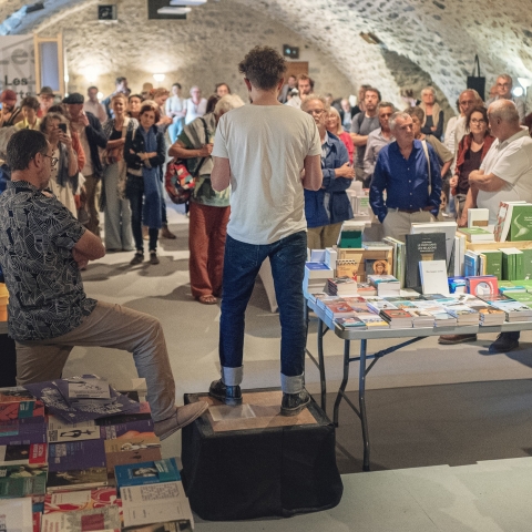 La Criée de la librairie - Banquet du livre d'été 2025 © Idriss Bigou-Gilles